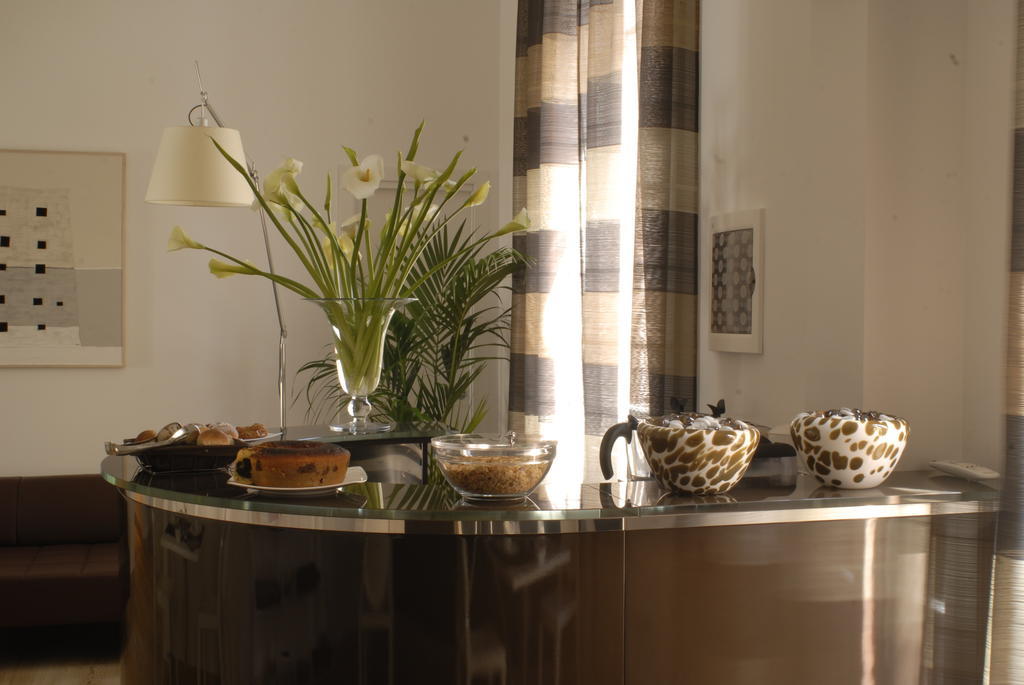 Suite 70 Luxury Collection Реджо ди Калабрия Екстериор снимка