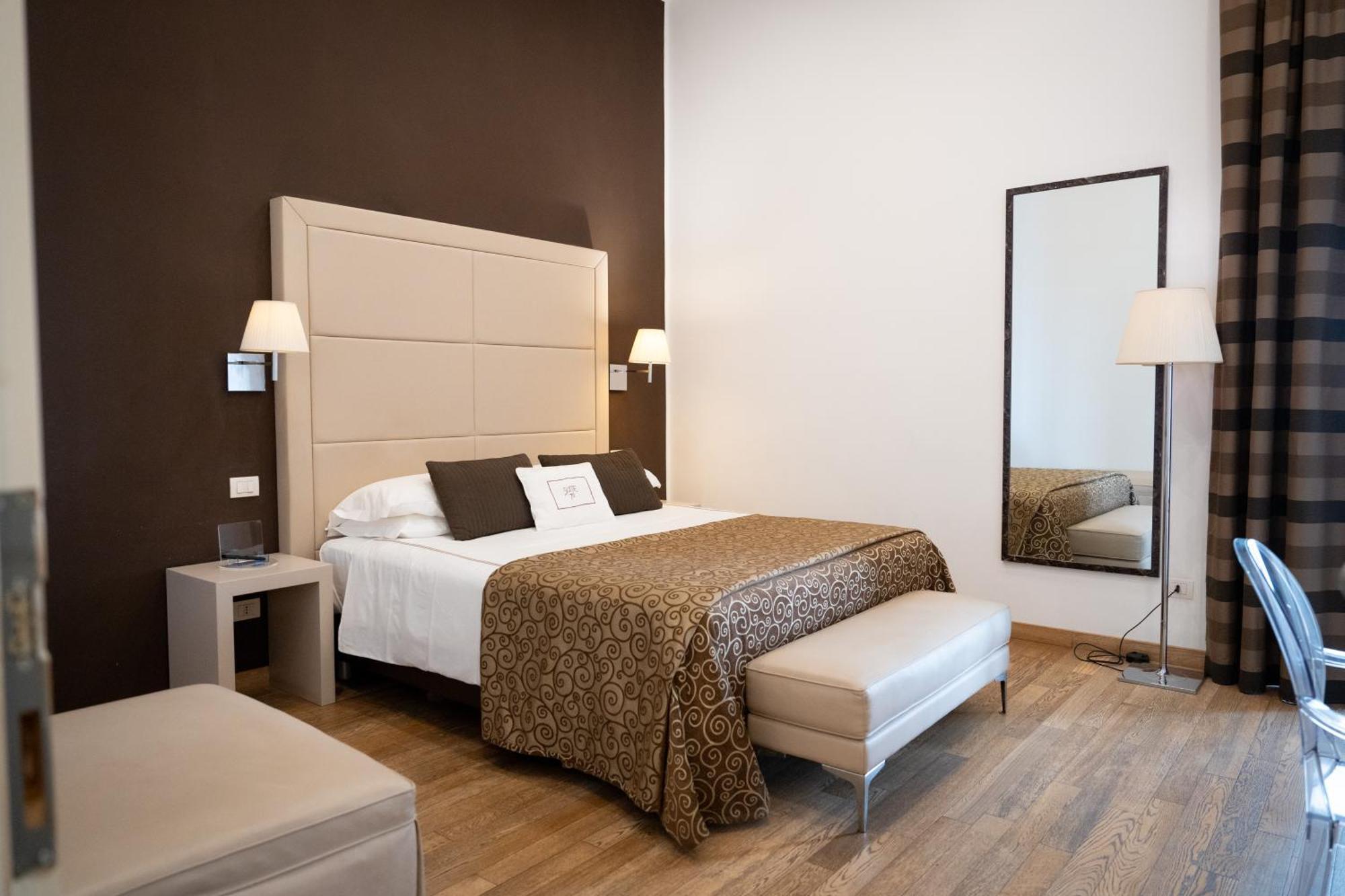 Suite 70 Luxury Collection Реджо ди Калабрия Екстериор снимка