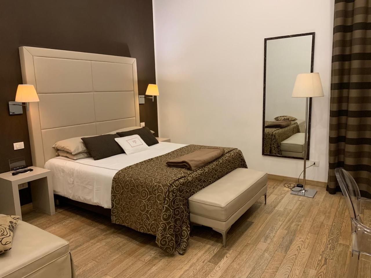 Suite 70 Luxury Collection Реджо ди Калабрия Екстериор снимка